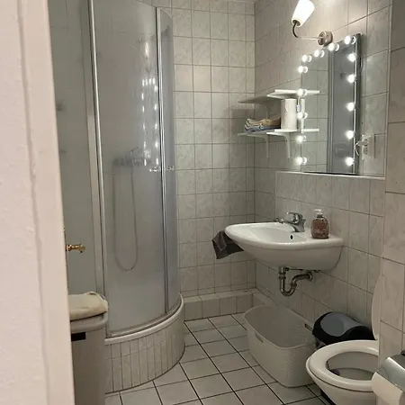 Privat And In Laatzen * Hannover