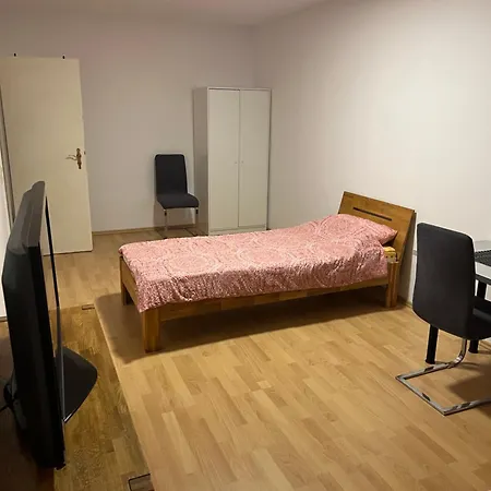 Privat And In Laatzen Apartment Hannover